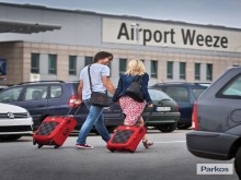  p1-weeze-airport-9 