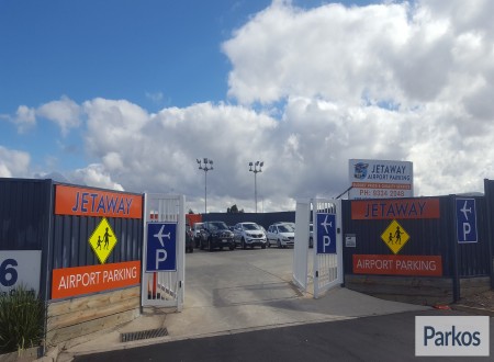 Jetaway airport parking photo 2
