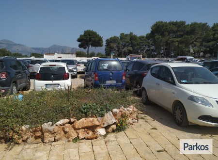 Orange Airport Parking (Paga in parcheggio) foto 12