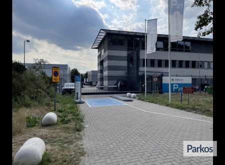 P21 Eindhoven Airport Park&Fly foto 1
