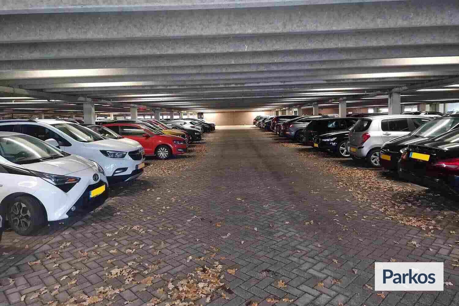 24 7 Parking Schiphol Vind Reviews En Prijzen   247 Parking Schiphol 1 