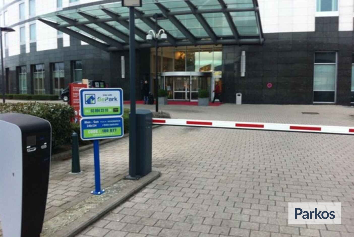 Hotel Airport Bruessel Charleroi Incl Parken parkos.de