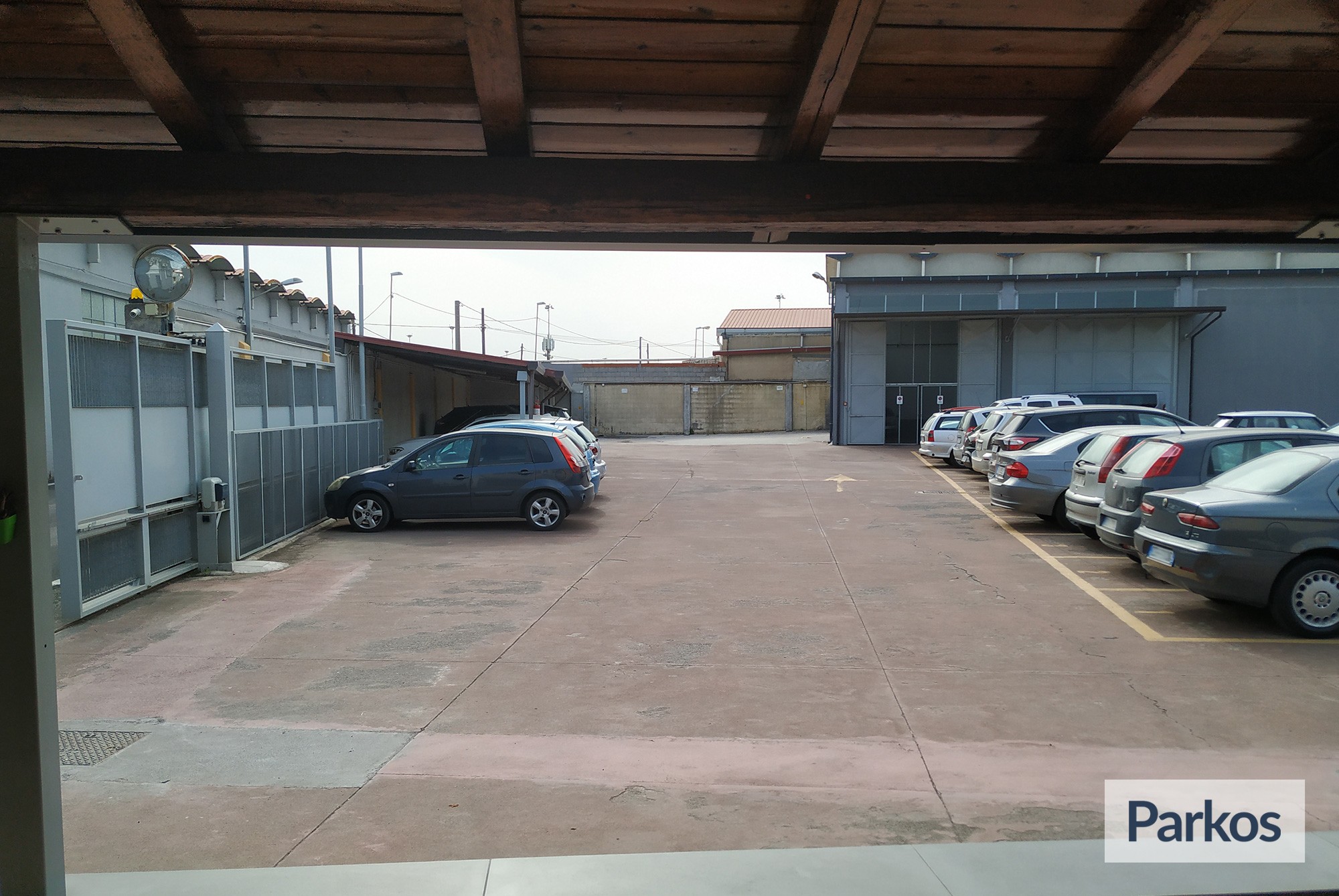 Etna Parking (Paga online) - Parcheggio Aeroporto Catania - picture 1