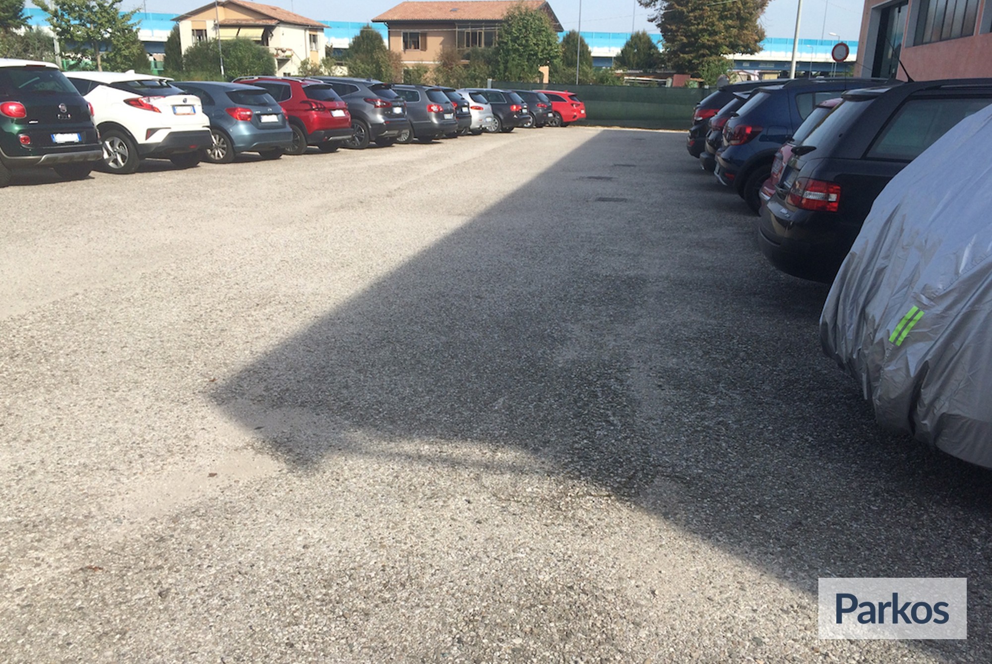 Park & Wash (Paga online) - Parcheggio Aeroporto Treviso - picture 1