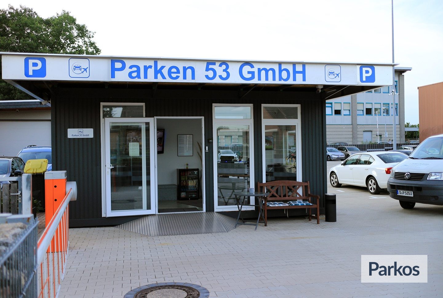Parken 53 GmbH - Düsseldorf Airport Parking - picture 1