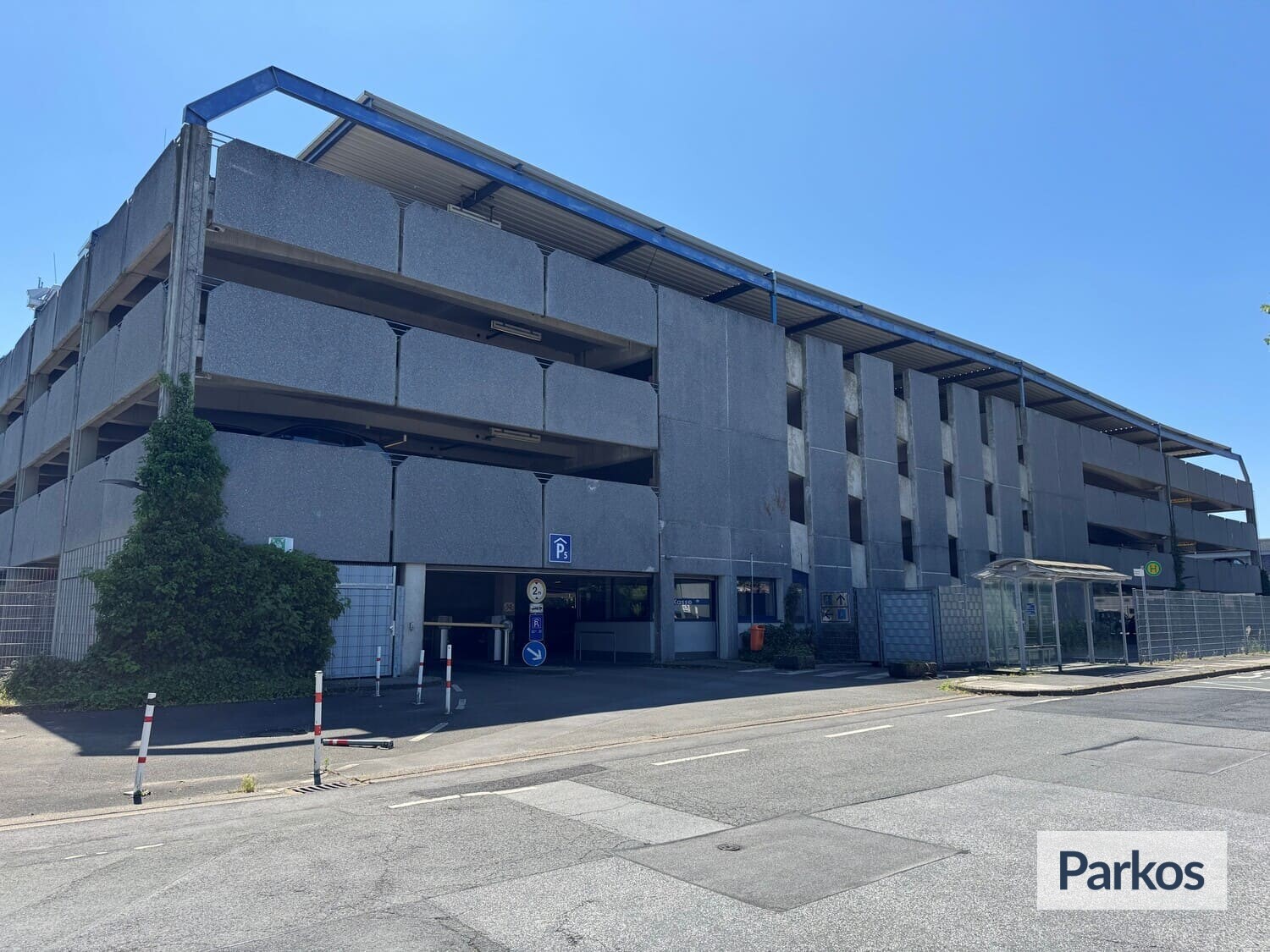 Parkhaus P5 Flughafen Dortmund