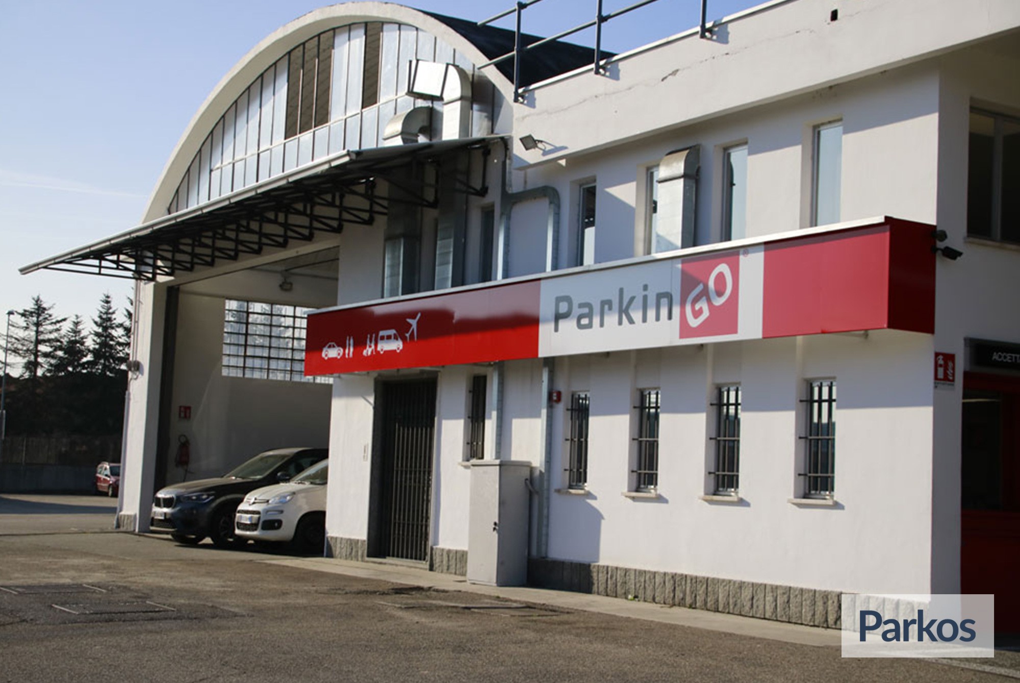 ParkinGO Torino (Paga in parcheggio) - Parking Aéroport Turin - picture 1