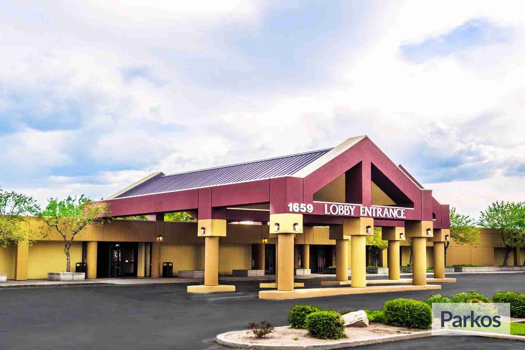 Ramada North Temple (SLC) - Salt Lake City Airport Parking - picture 1