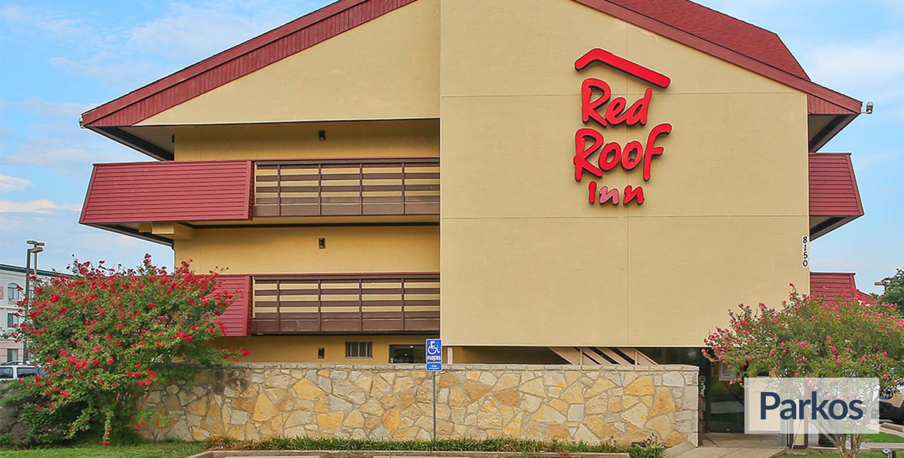 Red Roof Inn (DFW) - DFW Airport Parking - picture 1