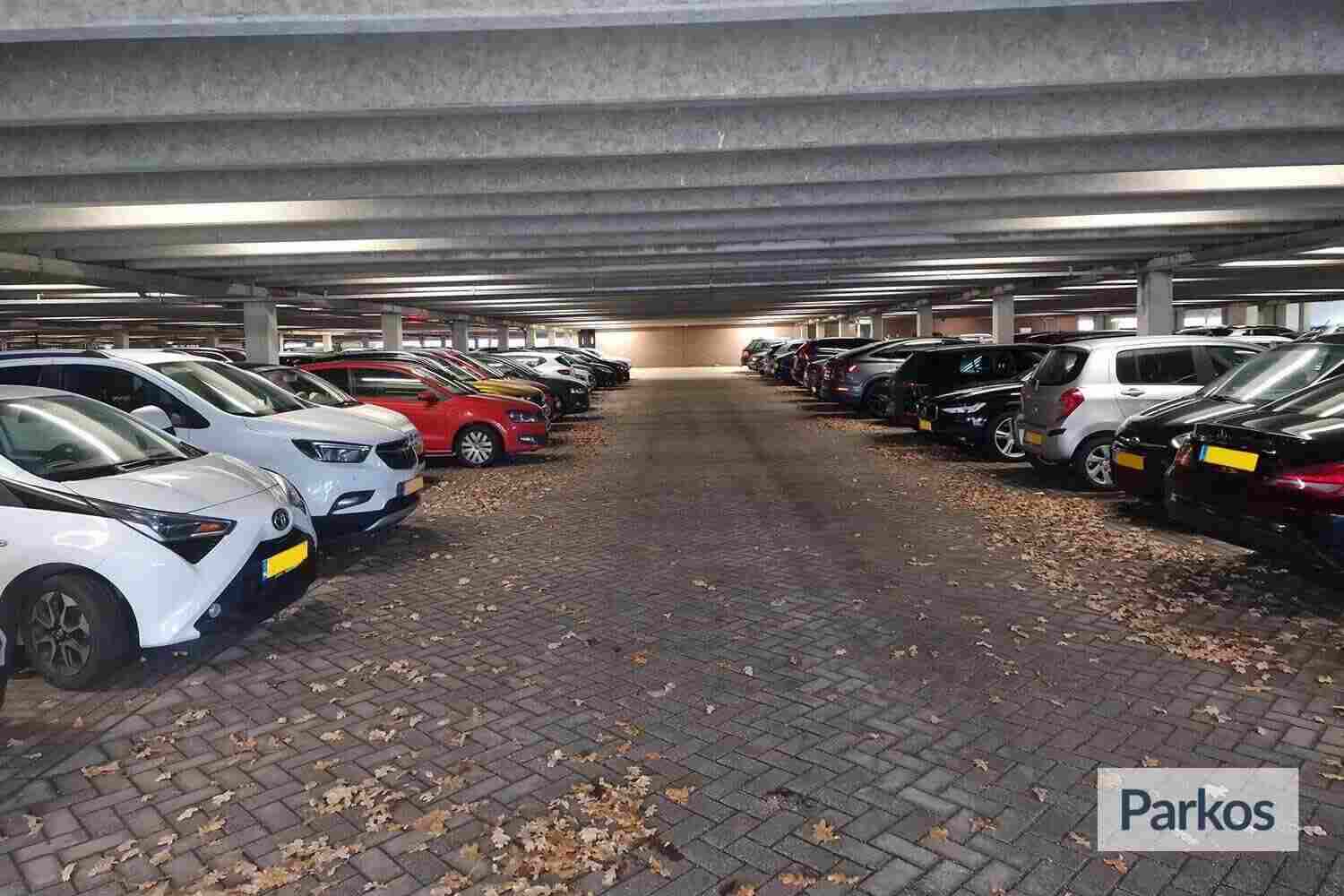 The Valet Company - Parken Flughafen Amsterdam - picture 1