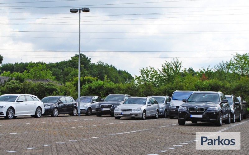 Parkplätze Flughafen Stuttgart Anbieter packages - parkgebühren